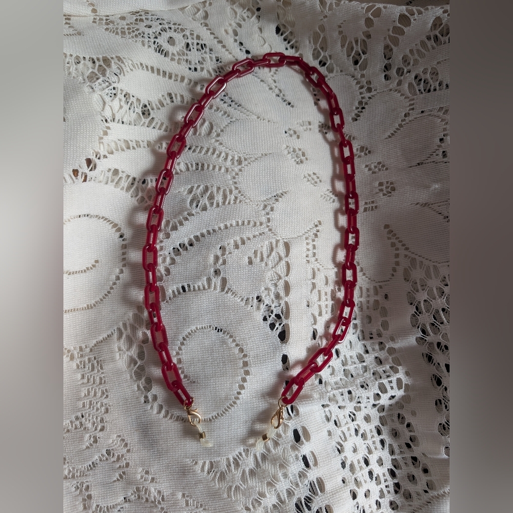 Chunky Red Plastic Glasses Chain/Lanyard